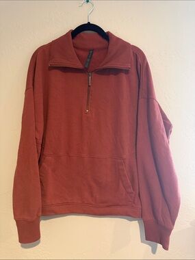 GAIAM Zip-Neck Sweatshirt in Rust
